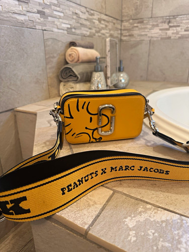 Authentic marc jacobs peanuts - marc,